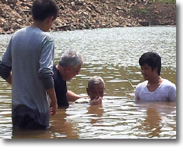 Water baptisms in Nong Bua Lam Phu